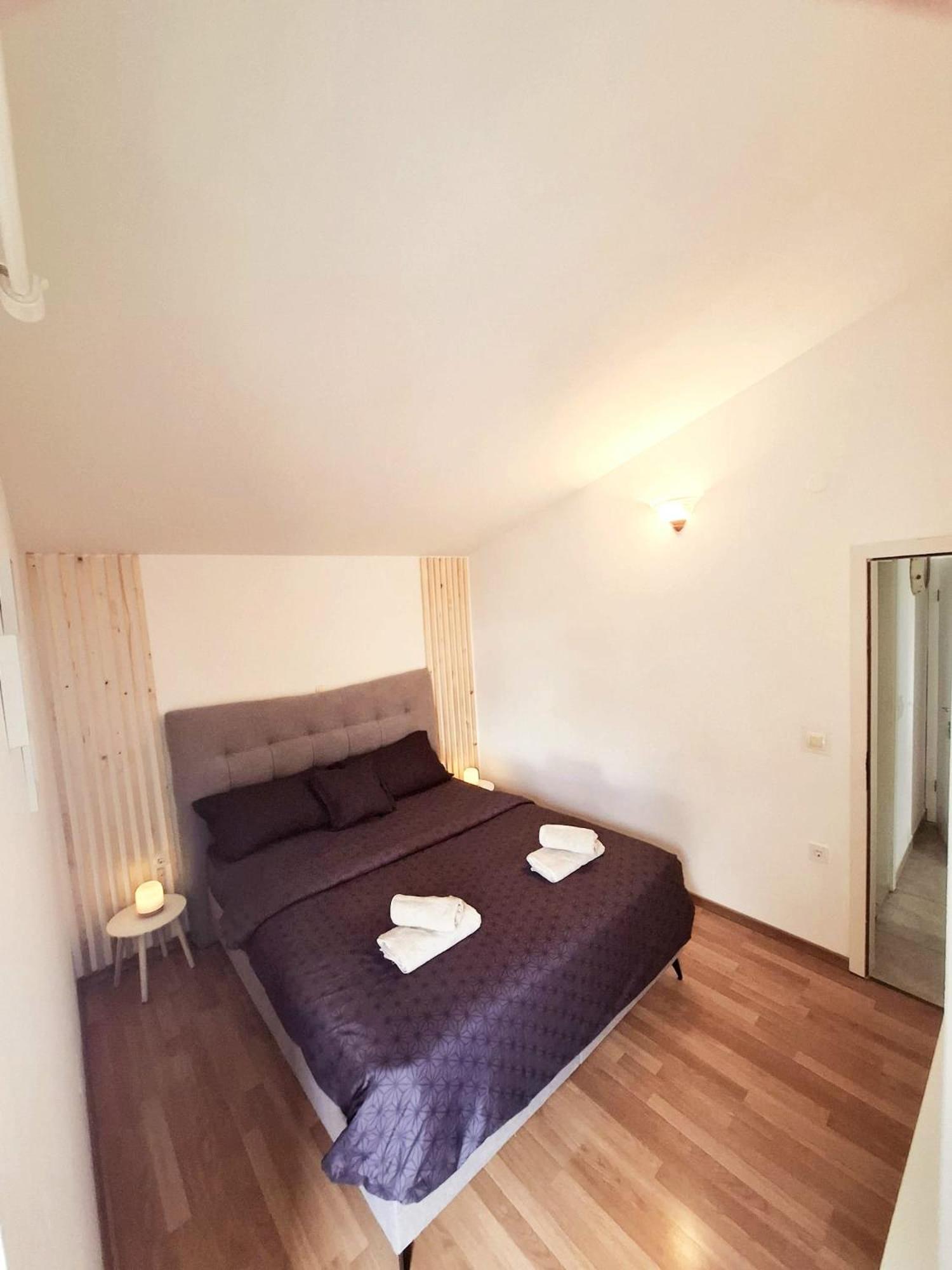 Appartamento Apartman Simun Primošten Esterno foto