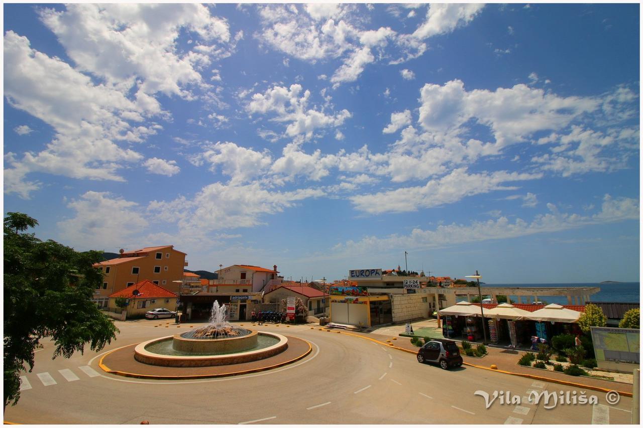 Appartamento Apartman Simun Primošten Esterno foto