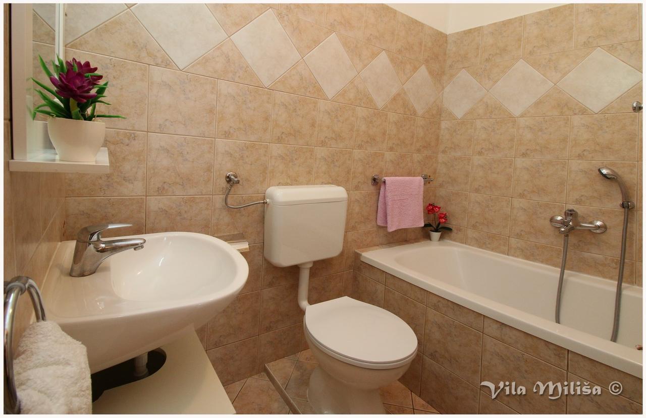 Appartamento Apartman Simun Primošten Esterno foto